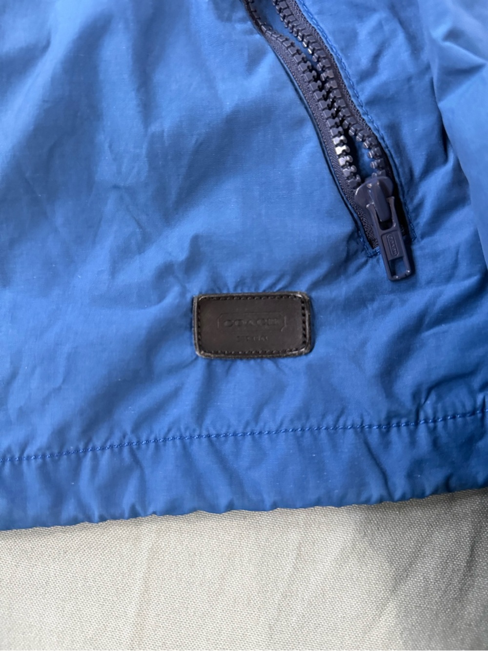 Vintage Coach NYC Hooded Lightweight Windbreaker Blue L - Picture 4 of 13